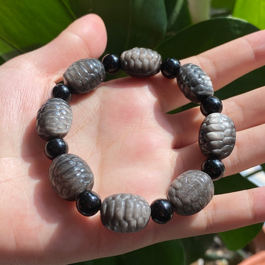 16x11mm Natural Turtle Silver Obsidian