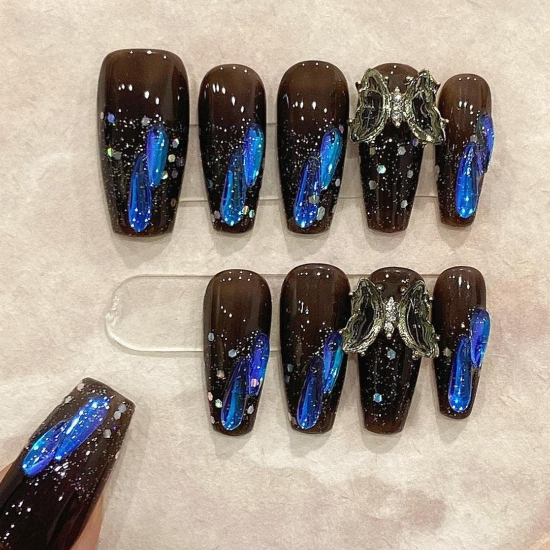 Black Aurora Blue Diamonds